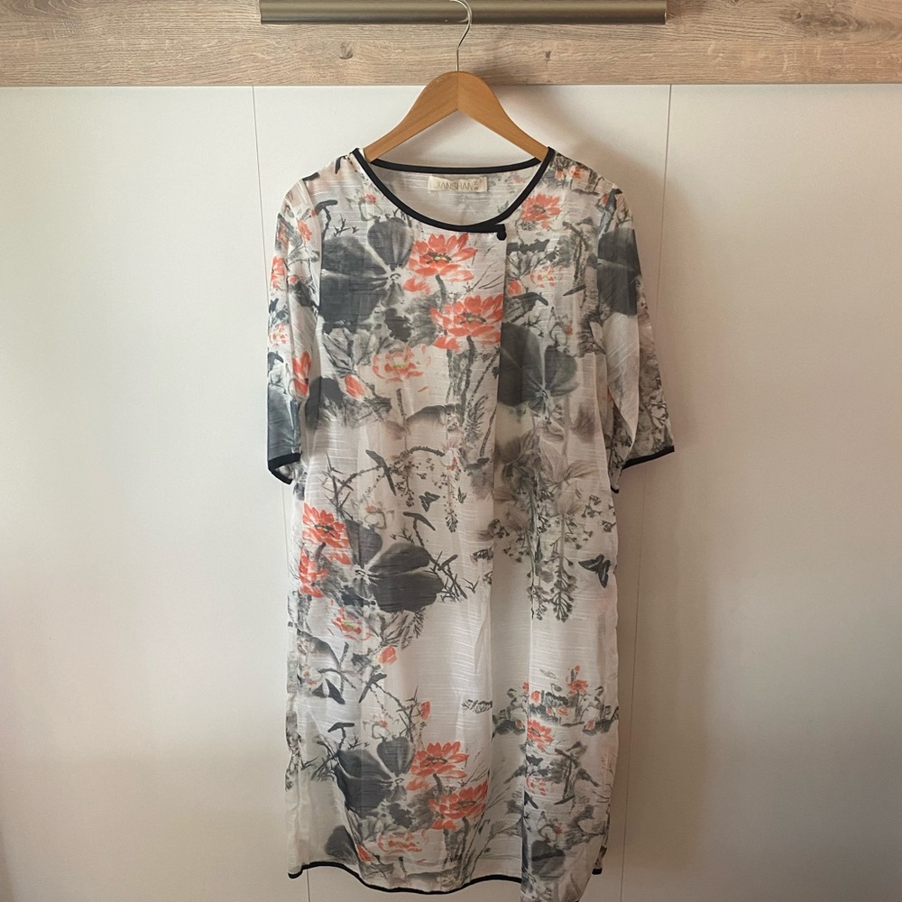 Gray and Pink Floral Tunic with Flutter Sleeve